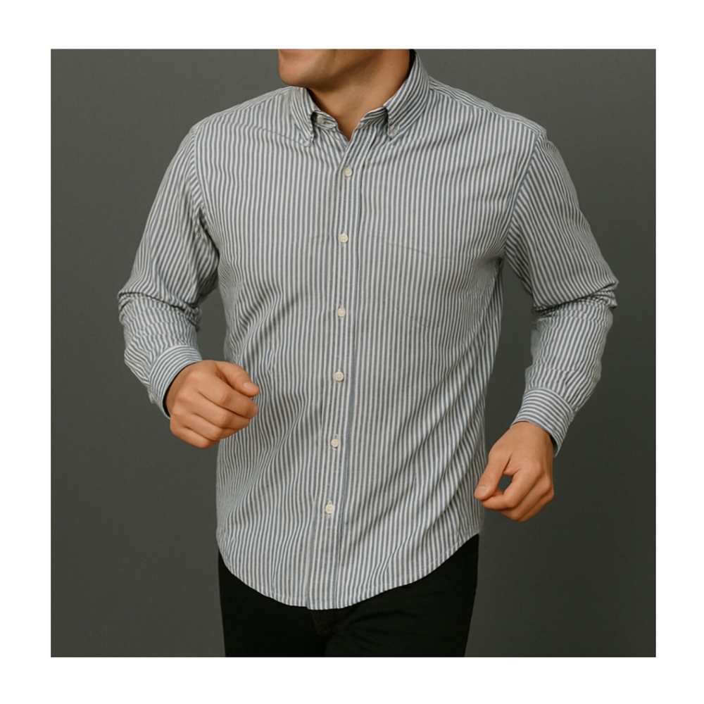 Vintage 2008 Old Navy Men's Button-Up Dress Shirt Size XL Striped